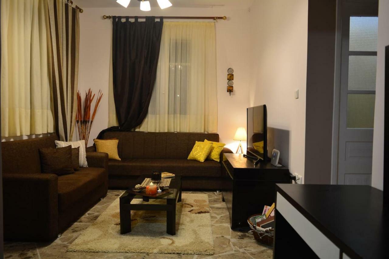 Green House نافبليو المظهر الخارجي الصورة